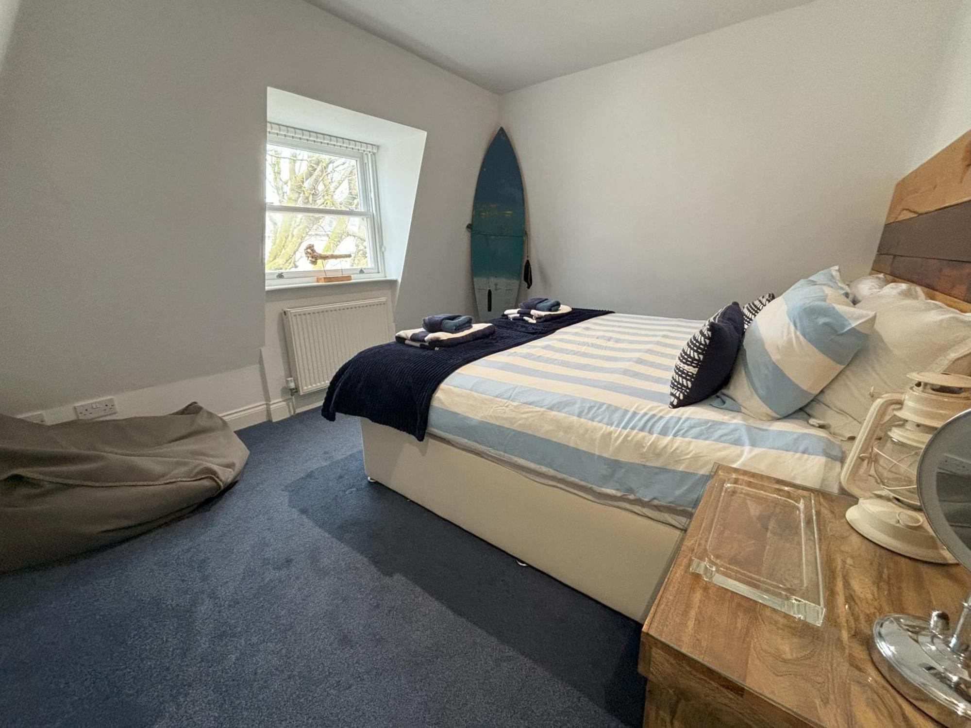 The Beach House Holiday Apartments Истбурн Экстерьер фото