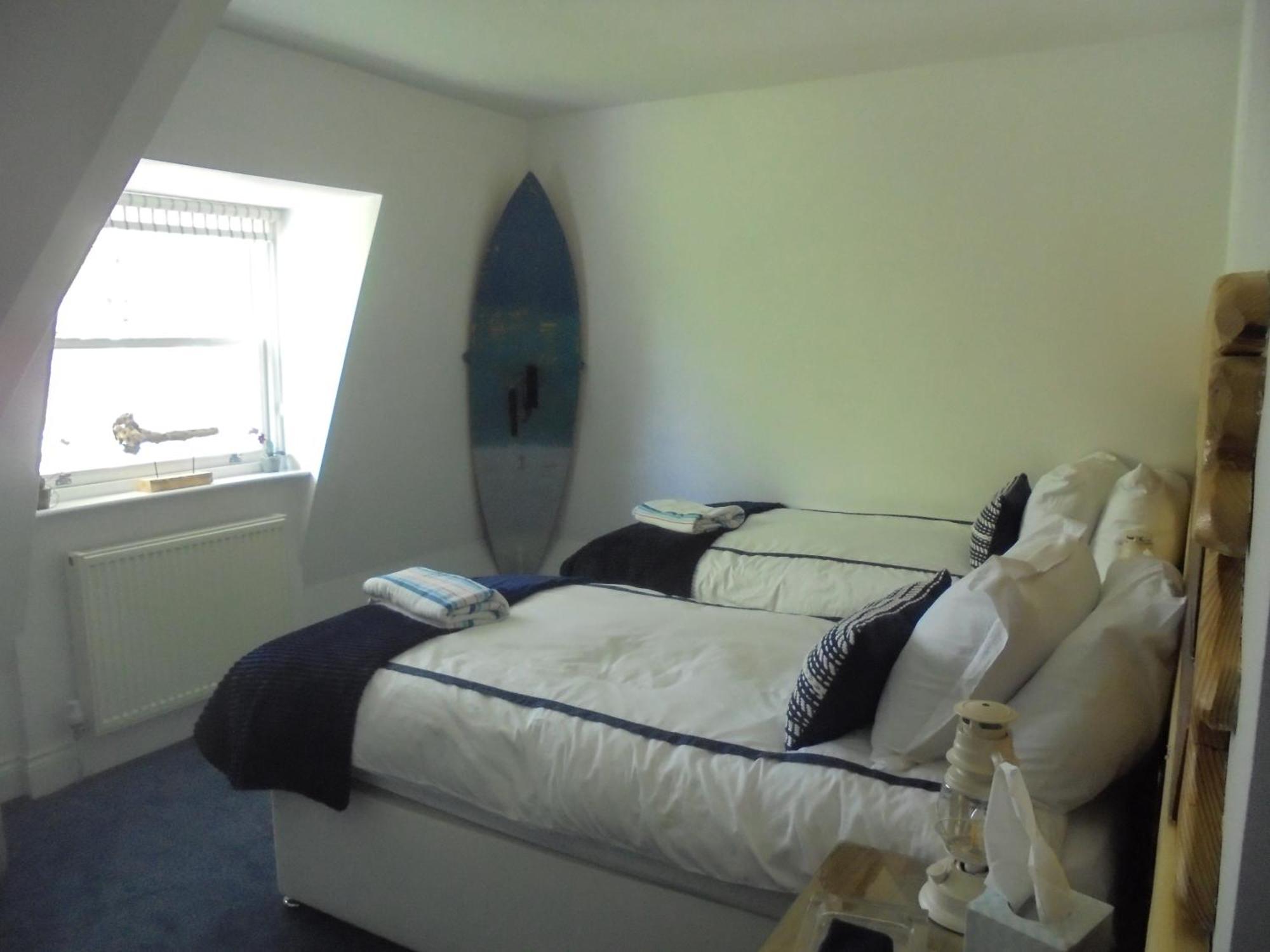 The Beach House Holiday Apartments Истбурн Экстерьер фото